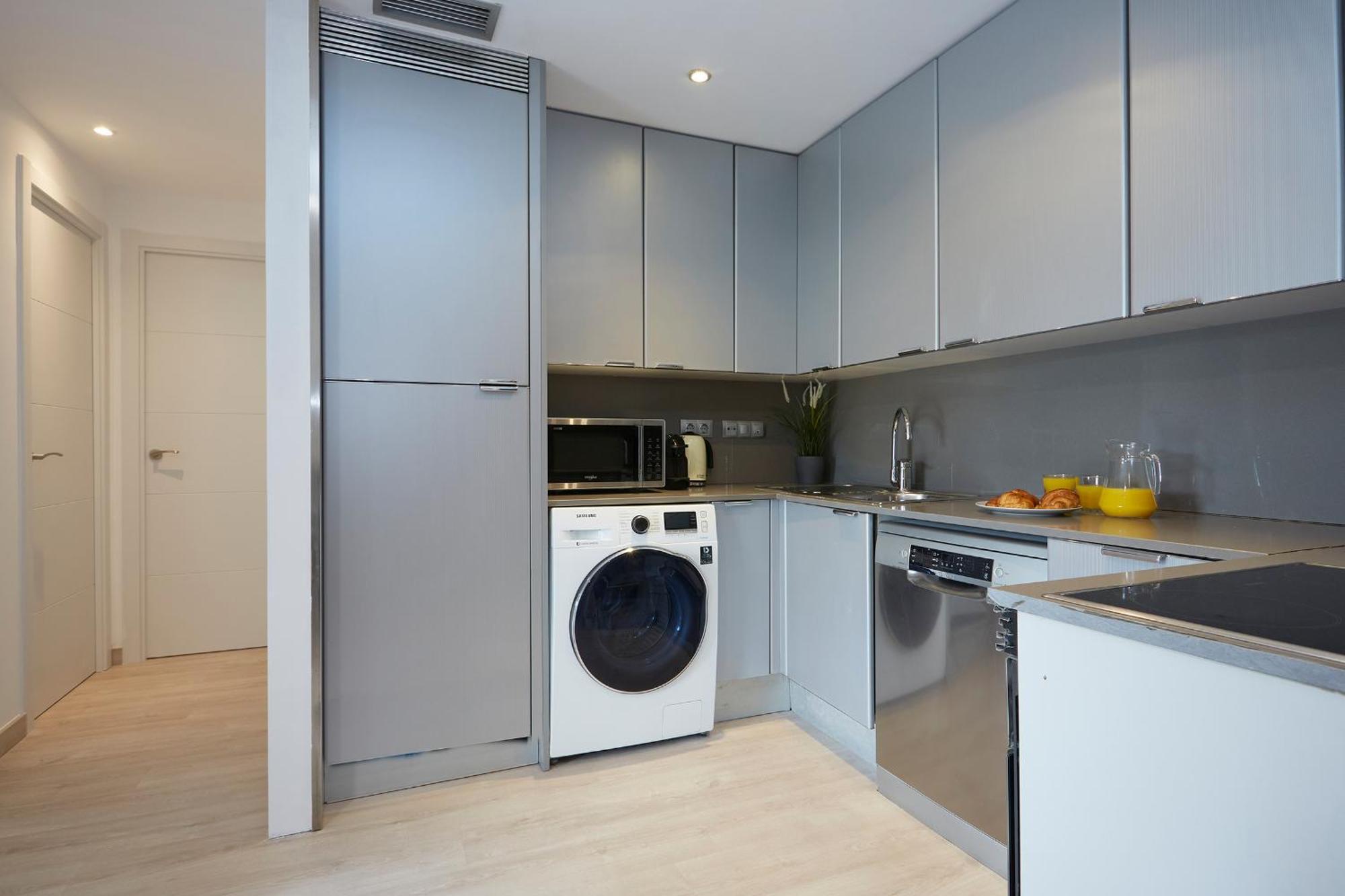 Three Bedroom Two Bathroom Apartment Close To Beach Barcelone Extérieur photo