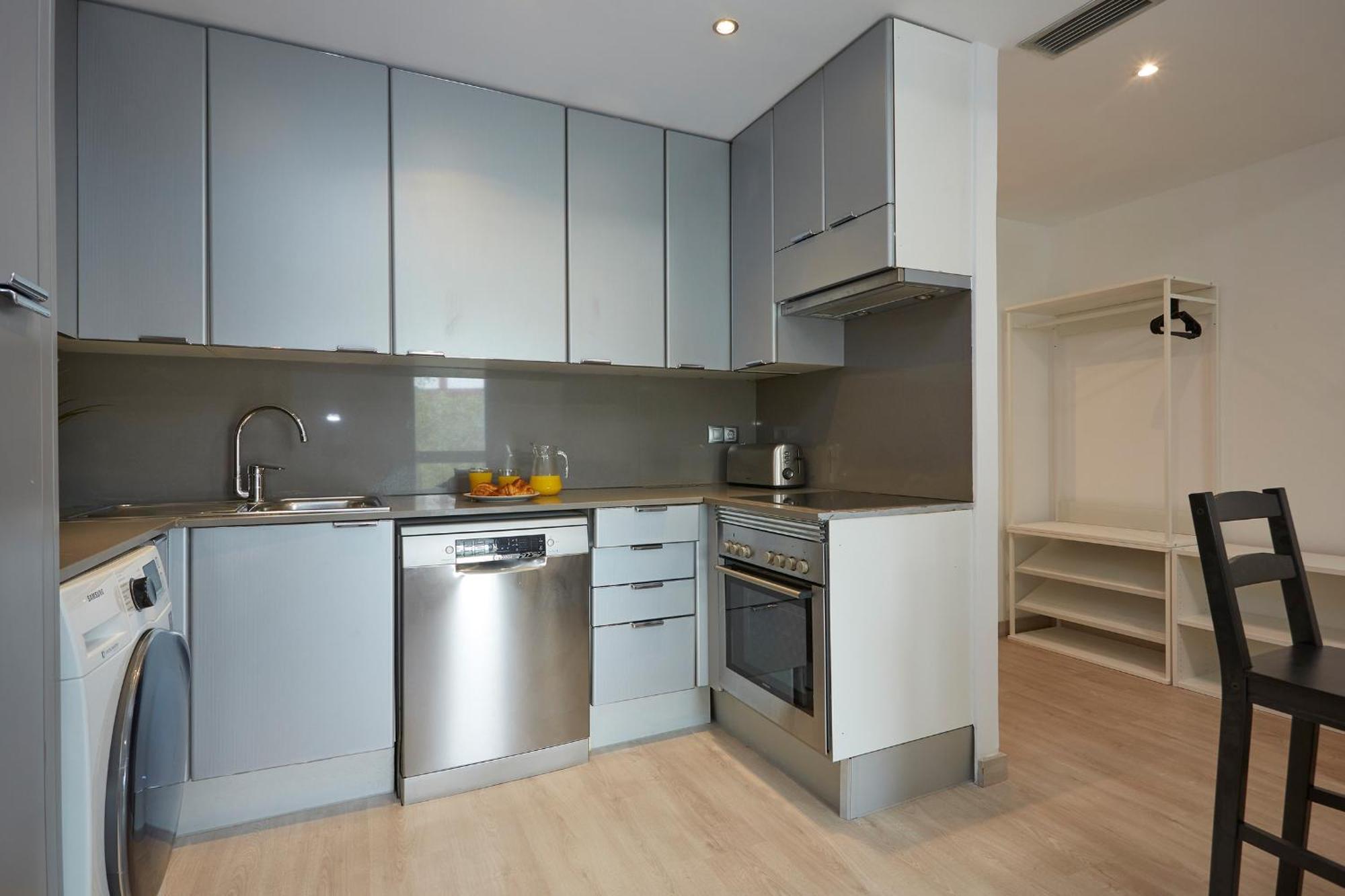 Three Bedroom Two Bathroom Apartment Close To Beach Barcelone Extérieur photo